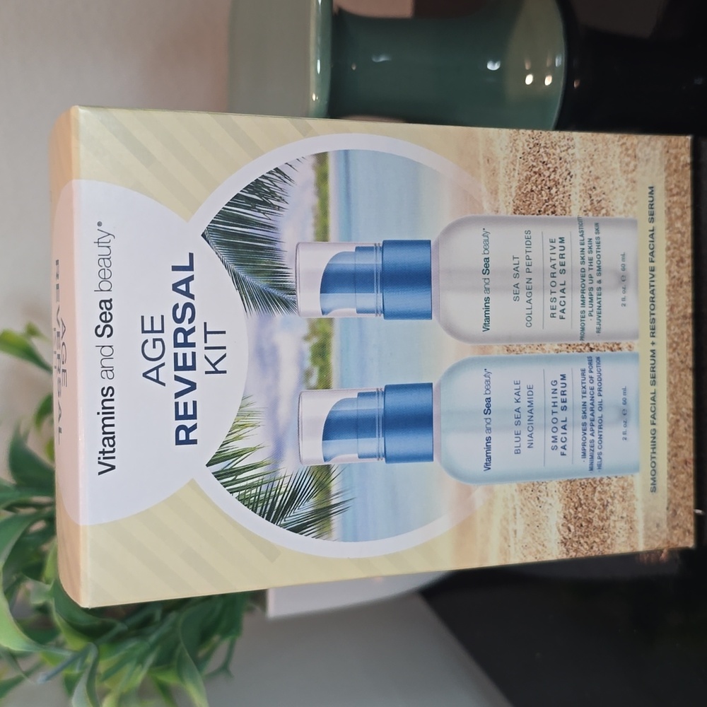 Age Reversal Kit - Blue and White